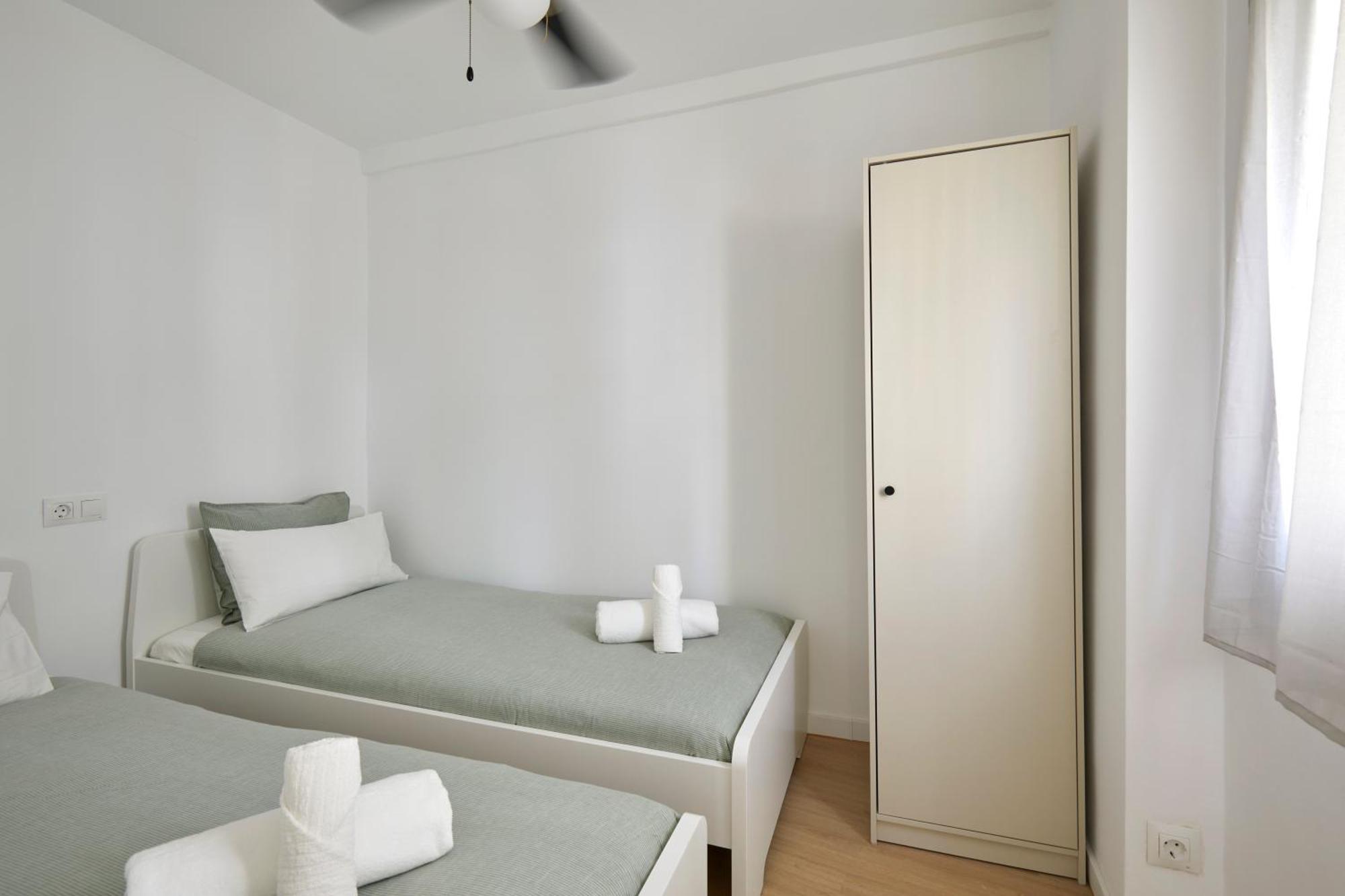 17 Nice Apartment Next To El Molino Barselona Dış mekan fotoğraf